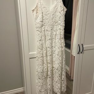 Women’s white lace dress size small